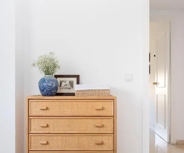 Apartment Beautiful With Terrace Near The