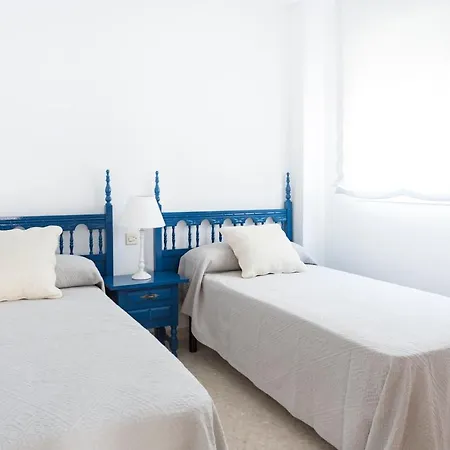 Beautiful With Terrace Near The Fuengirola