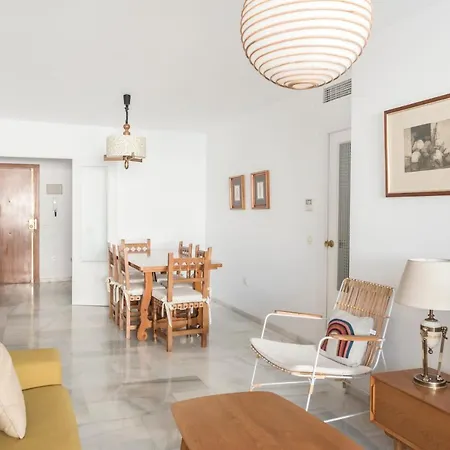 Beautiful With Terrace Near The Appartement