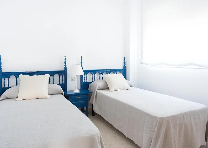 Beautiful With Terrace Near The Fuengirola